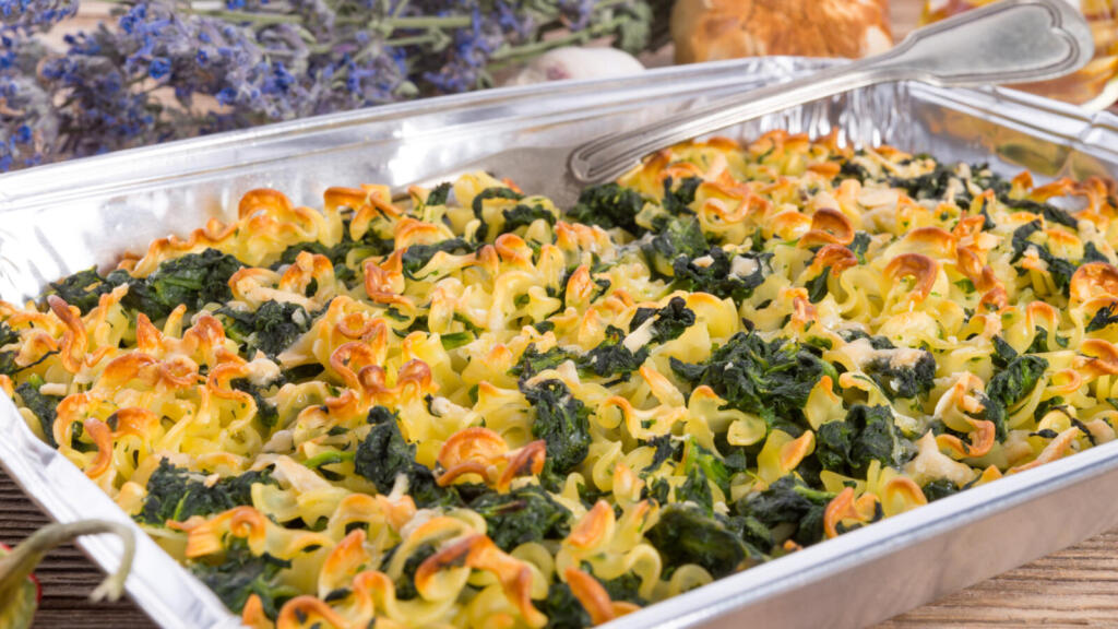 Easy Spinach And Feta Noodle Kugel Recipe The Nosher