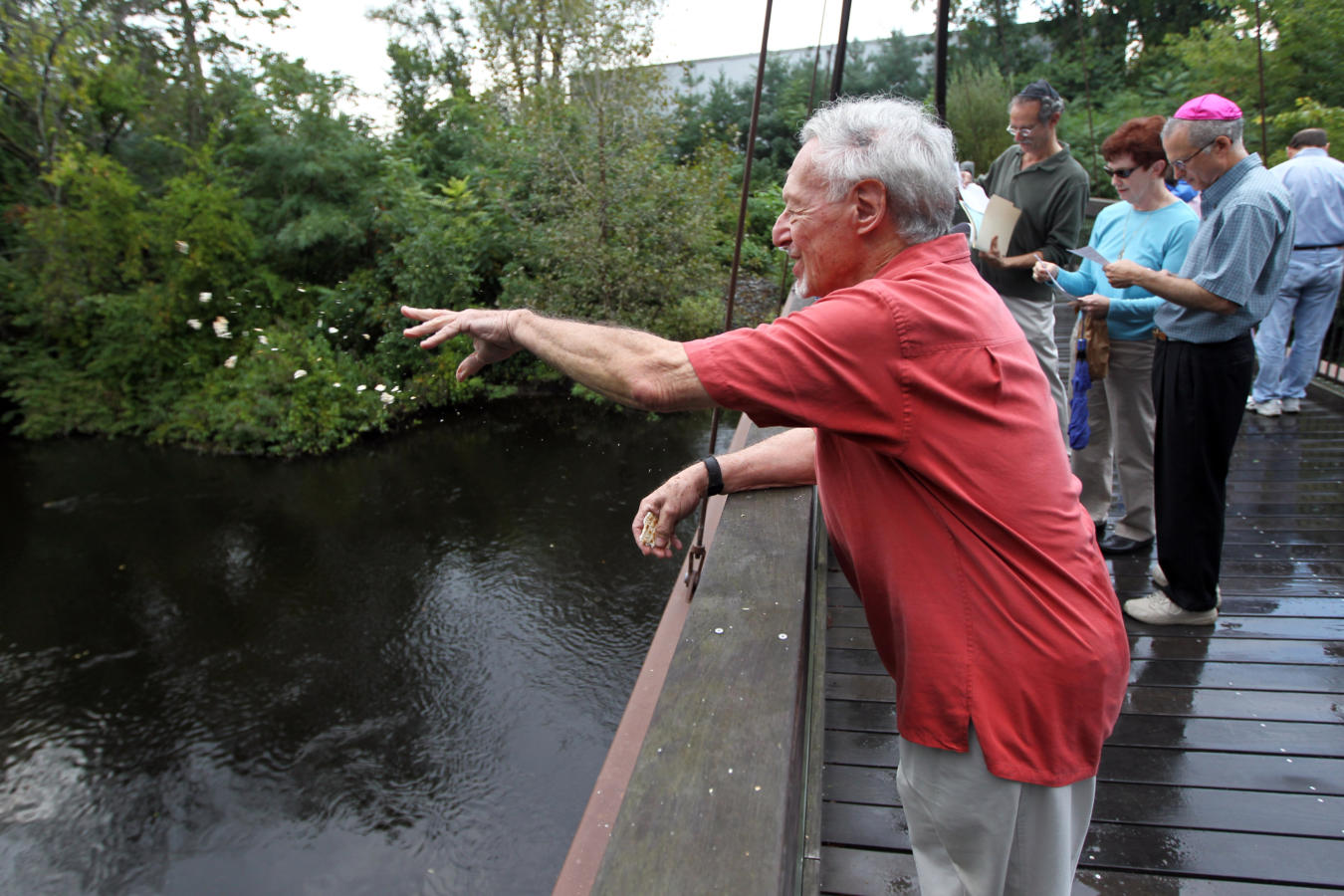 Tashlich, the Symbolic Casting Off of Sins | My Jewish Learning