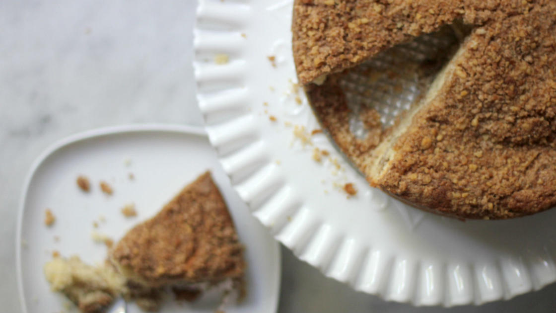 Sour Cream Apple Coffee Cake | The Nosher