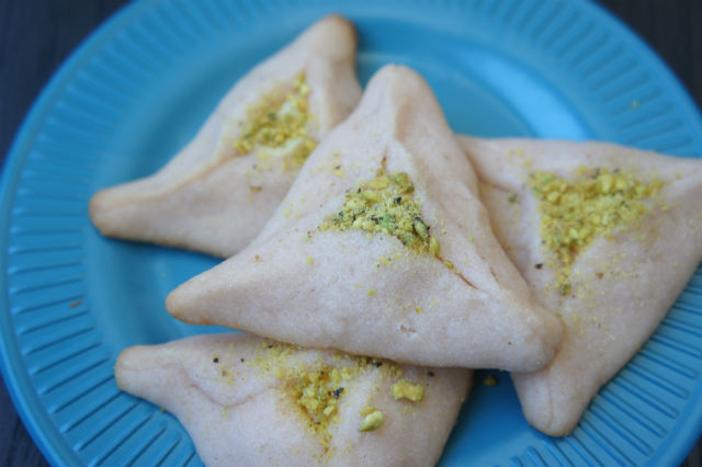 speculoos (cookie butter) hamantaschen!