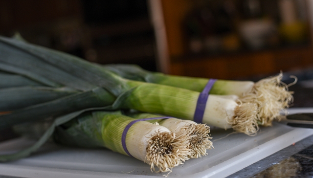 uncleaned leeks for soup1