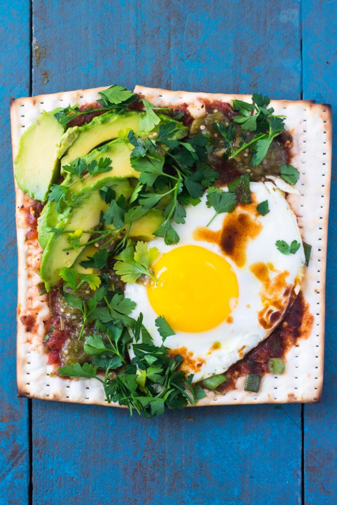 Matzo Juevos Rancheros