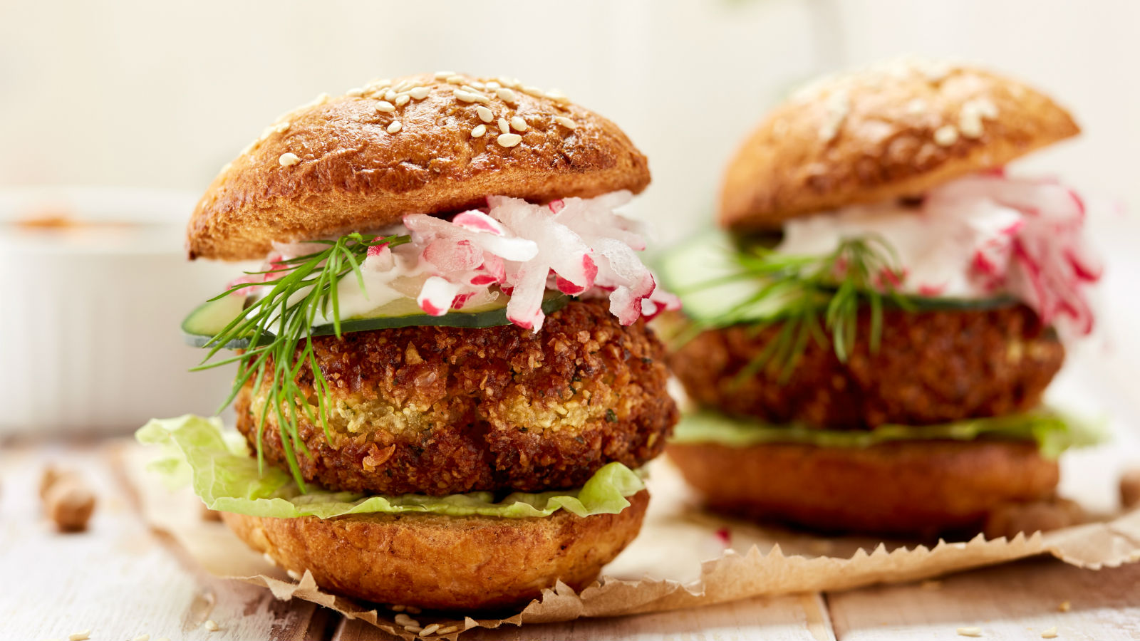 https://www.myjewishlearning.com/wp-content/uploads/2017/04/13-ways-to-enjoy-falafel.jpg