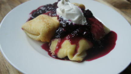 cheese blintzes recipe jewish Shavuot dessert