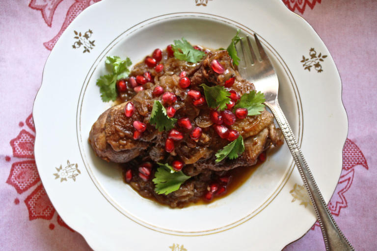 Georgian pomegranate chicken