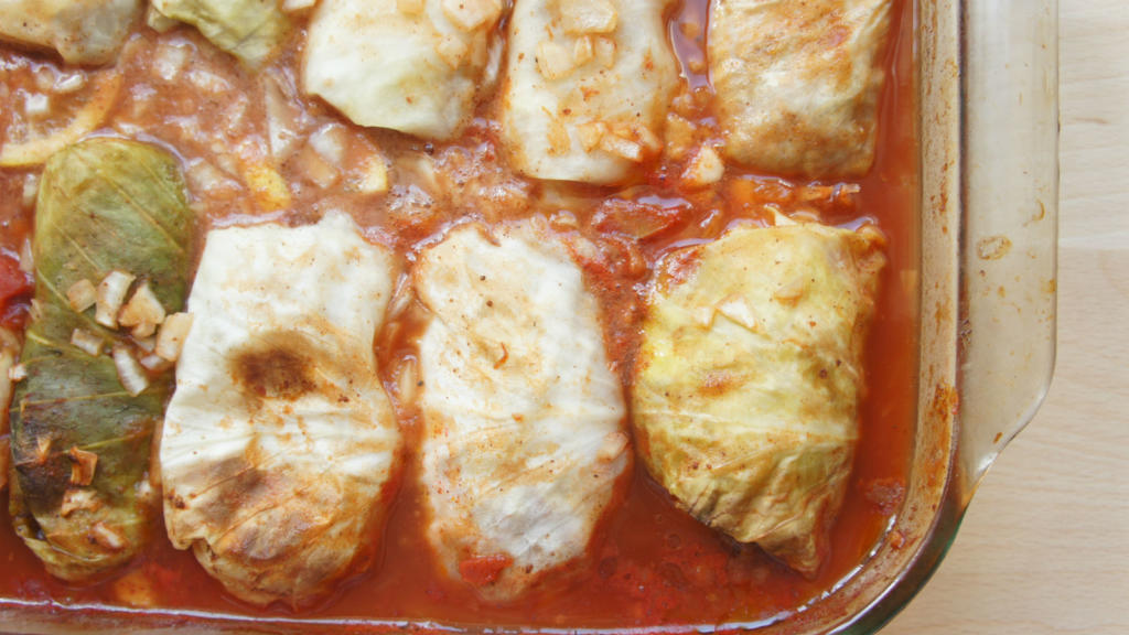 7 Tips For Stuffed Cabbage That Tastes Just Like Bubbe S The Nosher   Secrets Of Stuffed Cabbage Main 1024x576 