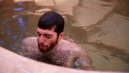 man in mikveh