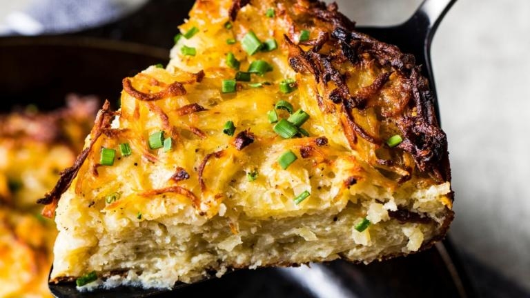 https://www.myjewishlearning.com/wp-content/uploads/2020/04/Cast-Iron-Potato-Kugel-768x432.jpg