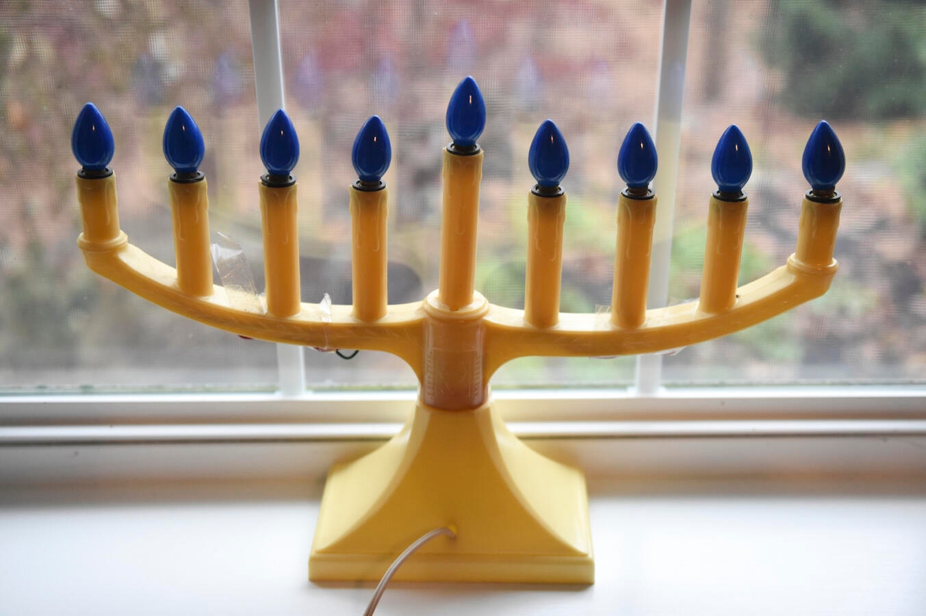 electric menorah