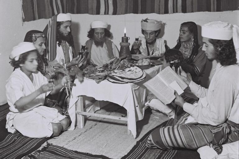 10 Passover Customs from Around the World | My Jewish Learning