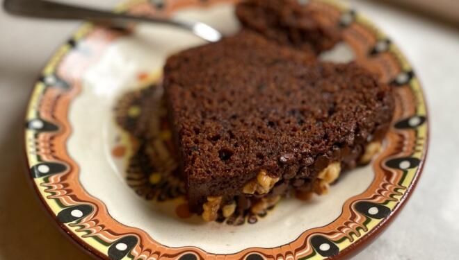 date and honey cake