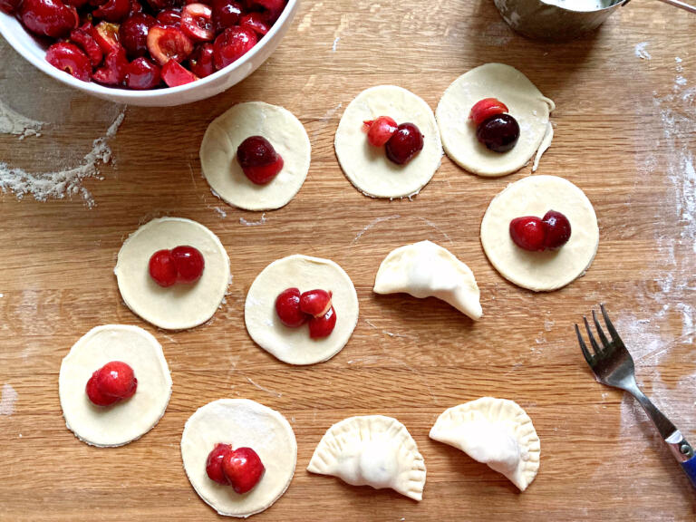 cherry dumplings jewish dessert vareniki