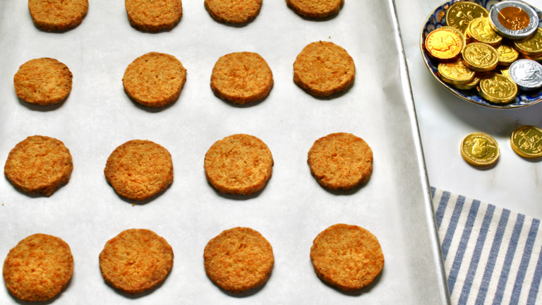 cheddar coin crackers recipe Hanukkah