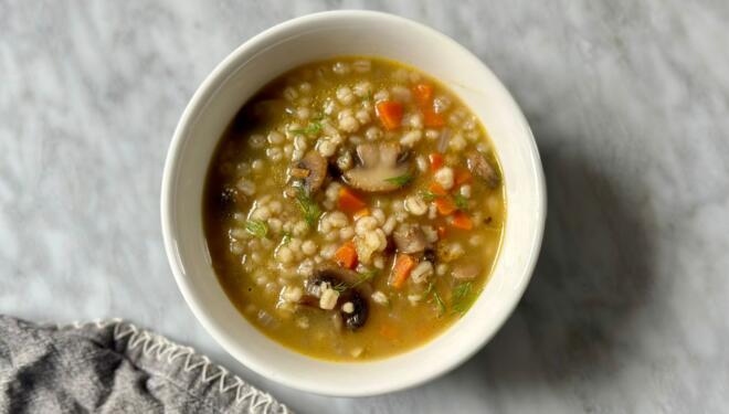 vegetarian mushroom barley soup