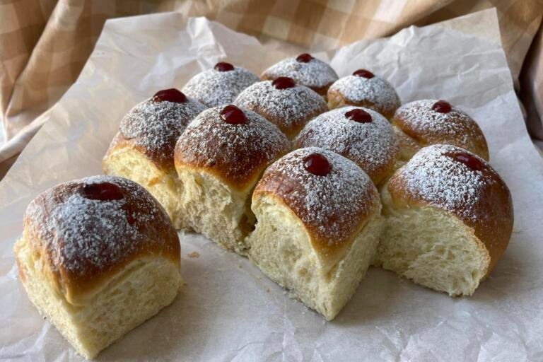 baked jelly donut easy Hanukkah sufganiyot